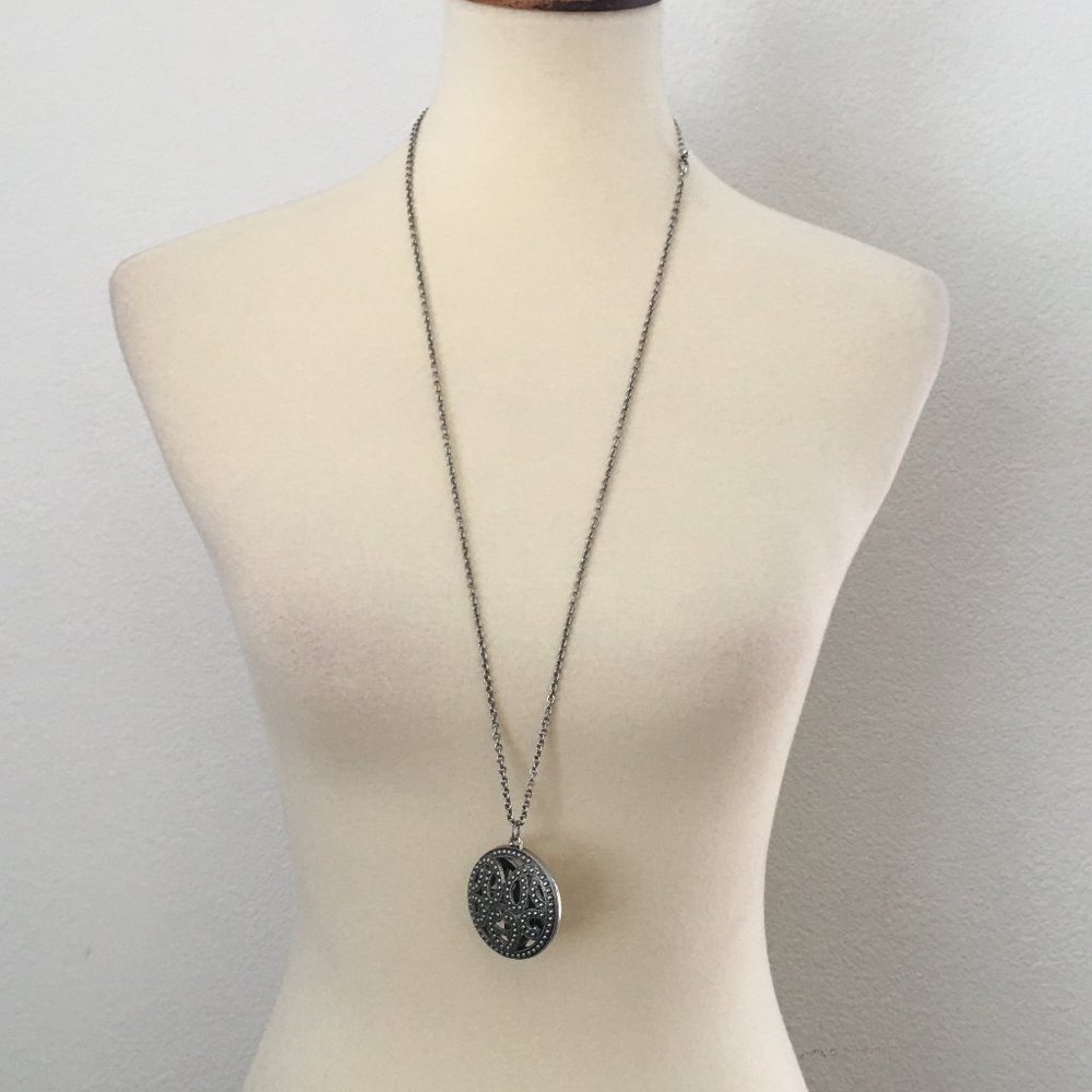Beautiful Medallion Necklace